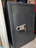 Zeer zware, robuuste en inbraakwerende kluis, Huis en Inrichting, Brandblussers en Brandkasten, Ophalen, Zo goed als nieuw