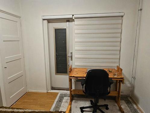 Kamer te huur, Huizen en Kamers, Kamers te huur, Rotterdam, 50 m² of meer