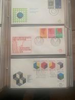2 albums eerste dagenveloppen Nederland, Suriname, N.Ant., Postzegels en Munten, Ophalen of Verzenden, Nederland