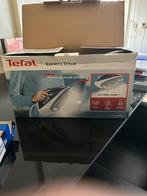 Stoomstrijkijzer Tefal nieuw in doos, Ophalen of Verzenden, Nieuw, Strijkijzer met snoer