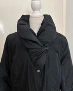 LIV zwarte jas maat 46[v], Kleding | Dames, Jassen | Winter, Ophalen of Verzenden, Zo goed als nieuw, Maat 46/48 (XL) of groter