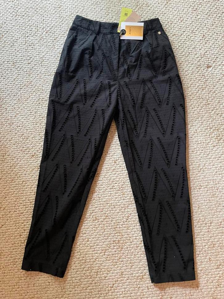Josh V mid rise broek Leyesa met broderie anglaise  M 169,99, Kleding | Dames, Broeken en Pantalons, Nieuw, Maat 38/40 (M), Zwart