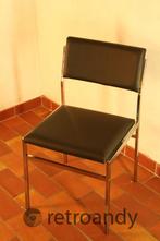 een vintage 70s chroom framed stoel in zwarte skai, Gebruikt, Eén, Ophalen, Metaal