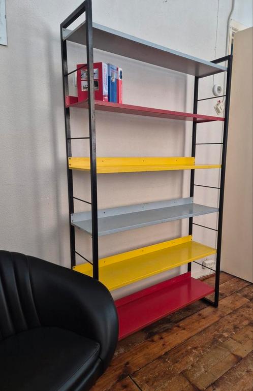 A. Dekker tomado vintage design kast boekenkast, Huis en Inrichting, Kasten | Boekenkasten, Gebruikt, 50 tot 100 cm, 25 tot 50 cm
