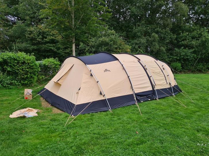 Manitoba 6-persoons tent - Ruime familietent, Caravans en Kamperen, Tenten, tot en met 6, Gebruikt, Ophalen