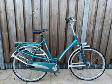 Hele nette blauwe Batavus Mambo damesfiets incl. 2 sleutels! beschikbaar voor biedingen