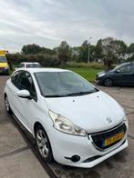 Peugeot 208 1.2 VTI 60KW/82PK 3-D 2012 Wit, Auto's, Voorwielaandrijving, Wit, Origineel Nederlands, Handgeschakeld