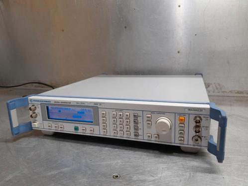 Rohde & Schwarz SMR20 RF Signal Generator 1GHz-20GHz R&S SMR, Doe-het-zelf en Verbouw, Meetapparatuur, Zo goed als nieuw, Ophalen