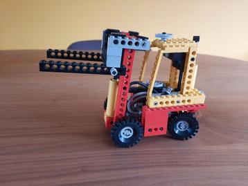 Partij technisch lego 8055, 8040, 8030 en 8843 beschikbaar voor biedingen