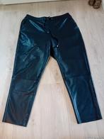 Zwarte imitatieleren broek van Kaffe, maat 46. Nieuw!, Ophalen of Verzenden