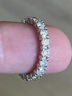 Waardevolle 14 karaat witgouden eternity ring met diamanten, Wit, Ophalen of Verzenden, Zo goed als nieuw, 17 tot 18