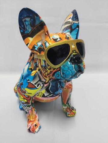 Franse bulldog dip art met zonnebril. Grafitti beschikbaar voor biedingen