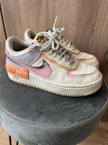 Nike air force shadow 37,5 beschikbaar voor biedingen