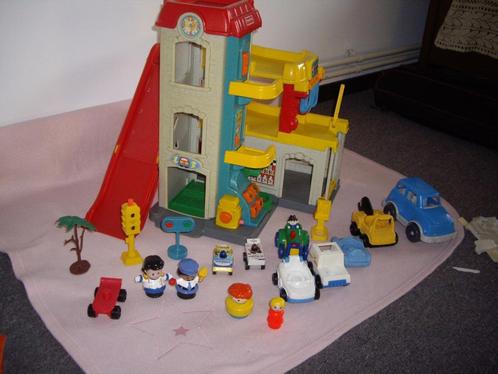 F P garage met geluiden en veel acc, Kinderen en Baby's, Speelgoed | Fisher-Price, Speelset, Met geluid, Ophalen