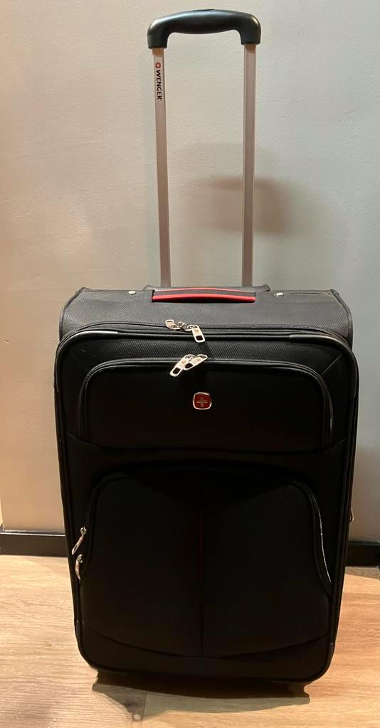 Wenger Reiskoffer - 61cm, Sieraden, Tassen en Uiterlijk, Koffers, Zo goed als nieuw, Overige materialen, 60 tot 70 cm, 35 tot 45 cm