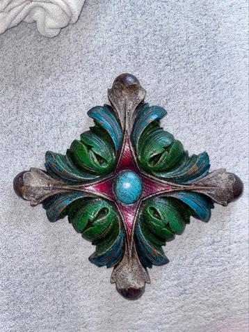 Zeer oud wandornament uit Engels museum - ca. 16de eeuw beschikbaar voor biedingen