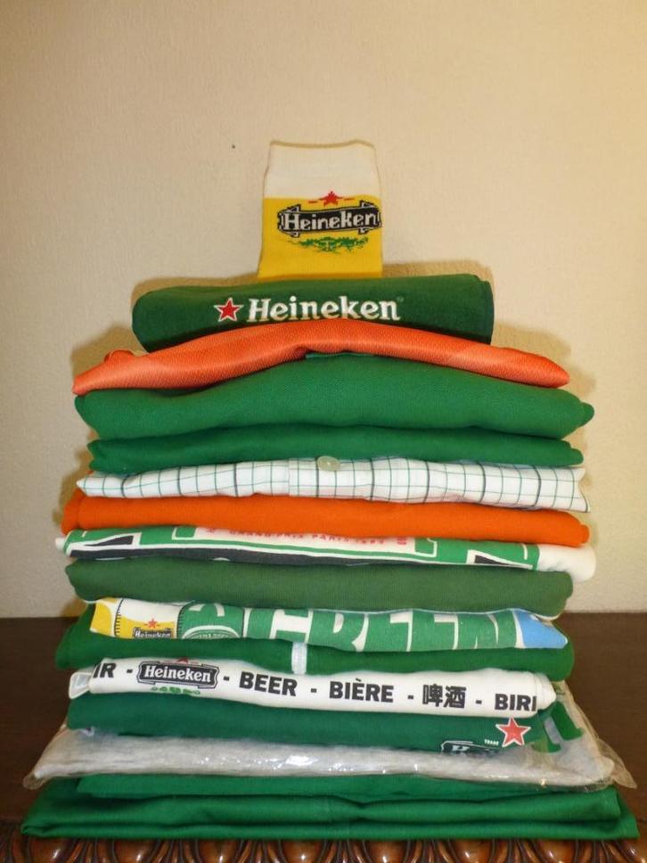 Unieke partij Heineken kleding 16 stuks! Verzamel/Carnaval!, Verzamelen, Biermerken, Zo goed als nieuw, Kleding, Heineken, Ophalen of Verzenden