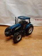 Britains New Holland TS135, Hobby en Vrije tijd, Modelauto's | 1:32, Ophalen of Verzenden, Gebruikt, Tractor of Landbouw, Britains