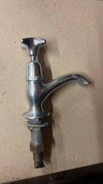 2 klassieke kranen, beiden voor koud water (blauw), Doe-het-zelf en Verbouw, Sanitair, Ophalen, Gebruikt, Chroom, Kraan