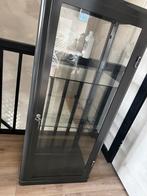 Vitrine kast met slot, Ophalen, Zo goed als nieuw, Minder dan 80 cm