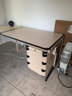 Vintage Bureau met Lades, Huis en Inrichting, Bureaus, Ophalen, Gebruikt, Bureau