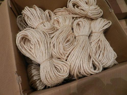 TOUW SISAL DOZEN met 10KG. DIVERS, Watersport en Boten, Accessoires en Onderhoud, Nieuw, Overige typen, Ophalen