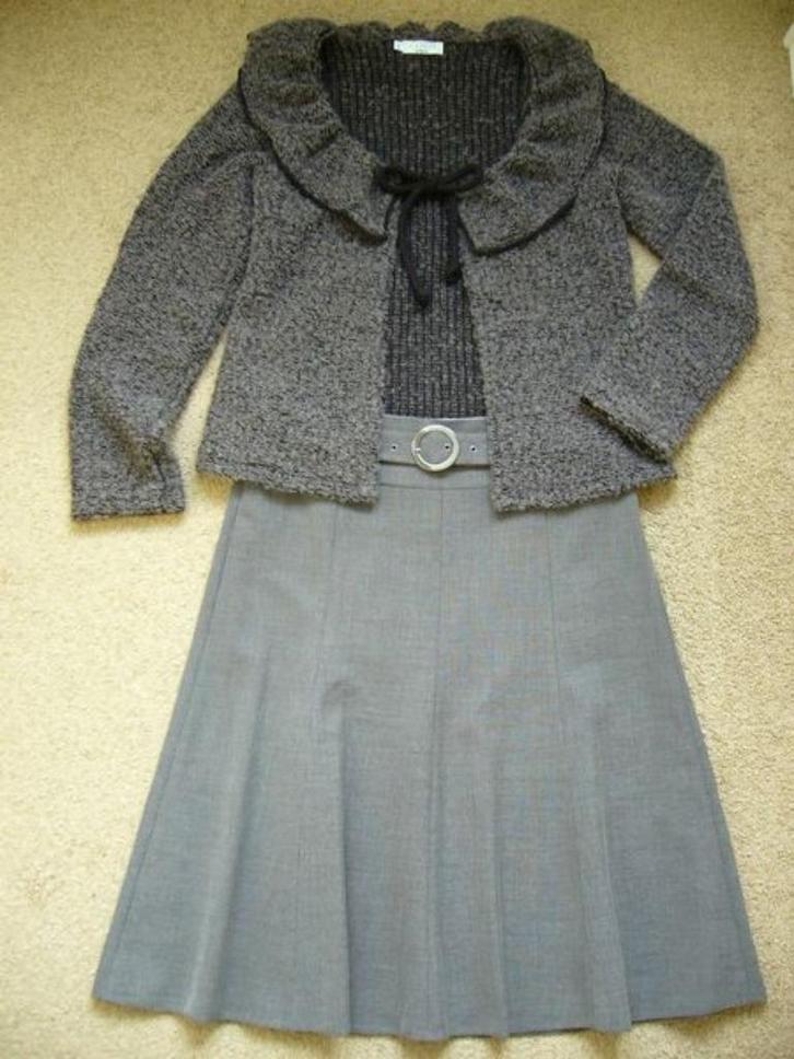 Gerry Weber rok met strikvestje mt 38 nog splinternieuw, Kleding | Dames, Rokken, Nieuw, Maat 38/40 (M), Zwart, Onder de knie