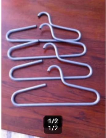 4 ijzeren kledinghangers grijs lengte 43 cm, Ophalen of Verzenden, Zo goed als nieuw, Metaal