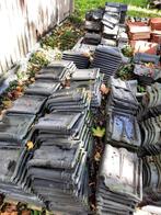 230 grijze antraciet kruispannen, Doe-het-zelf en Verbouw, Dakpannen en Dakbedekking, Ophalen, Gebruikt, Steen of Klei, 15 m² of meer