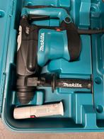 Nieuwe Makita HR3210C Combihamer, Doe-het-zelf en Verbouw, Gereedschap | Boormachines, Ophalen, 600 watt of meer, Boor- en/of Breekhamer