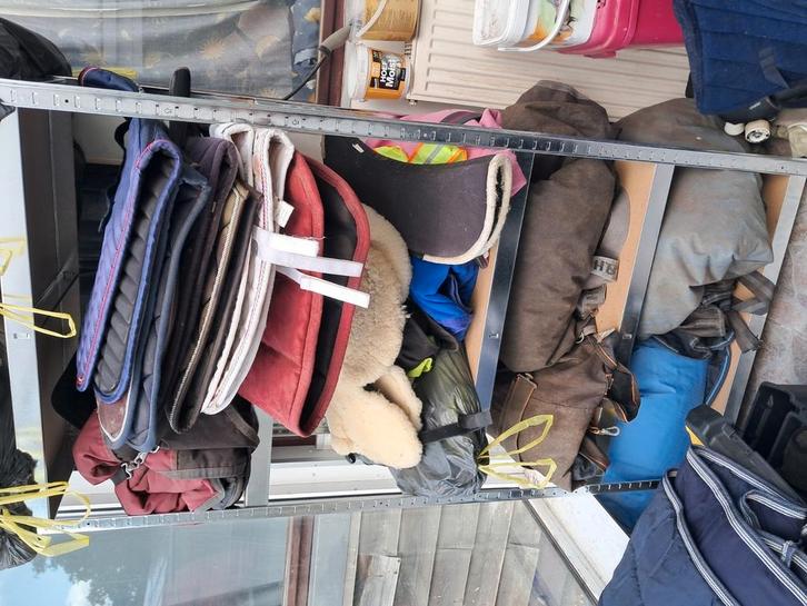 Veel paardenspullen merk spullen, Dieren en Toebehoren, Paarden en Pony's | Overige Paardenspullen, Nieuw, Overige soorten, Ophalen of Verzenden