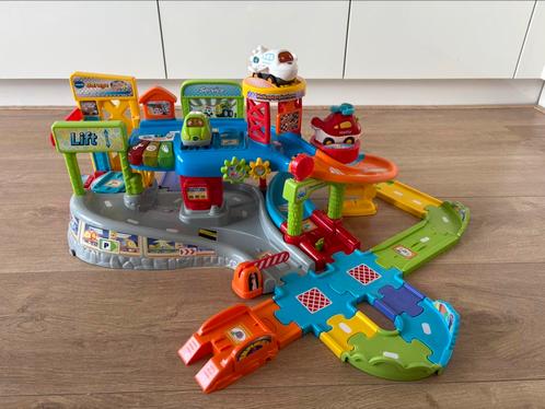 Vtech ToetToet Garage incl 3 voertuigen, Kinderen en Baby's, Speelgoed | Vtech, Gebruikt, Ophalen