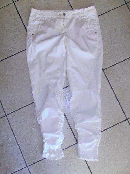 Mooie witte broek Sandwich maat 42, Kleding | Dames, Broeken en Pantalons, Zo goed als nieuw, Maat 42/44 (L), Wit, Lang, Ophalen of Verzenden