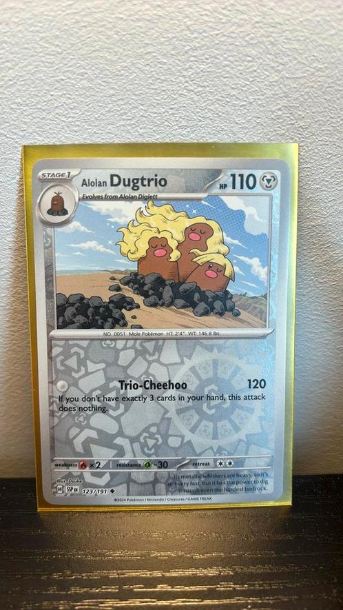 Alolan Dugtrio 123/191 pokemon kaart surging sparks reverse, Hobby en Vrije tijd, Verzamelkaartspellen | Pokémon, Nieuw, Losse kaart
