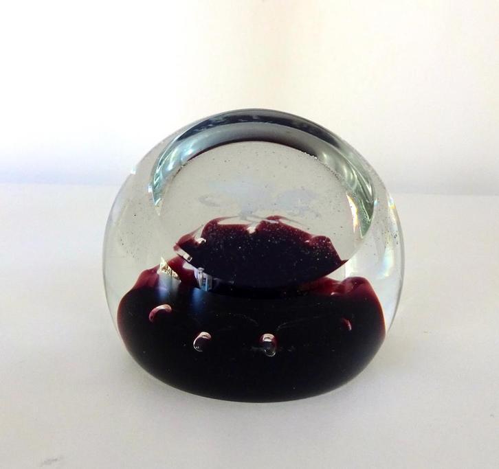 Glazen presse papier helder bruin Pegasus Caithness 5831-p, Antiek en Kunst, Antiek | Glas en Kristal, Ophalen of Verzenden