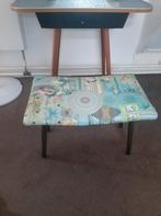 Vintage Jaren 60 krukje, opnieuw bekleed, Huis en Inrichting, Krukjes, Ophalen, Gebruikt, Hout