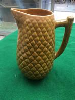Vintage kan met relief , Hongaars, sixties, Antiek en Kunst, Ophalen of Verzenden