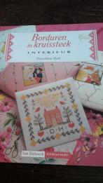 Borduren in kruissteek interieur, Dorothea Hall, Ophalen of Verzenden, Zo goed als nieuw, Handborduren, Patroon