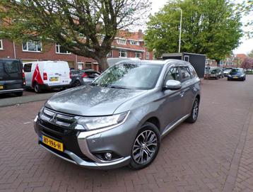 Mitsubishi Outlander 2.0 PHEV Executive Edition NAVI CAMERA  beschikbaar voor biedingen
