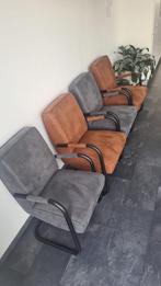 Set van 4 leren / suede eettafelstoelen / eetkamerstoelen, Ophalen, Zo goed als nieuw, Leer, Vier