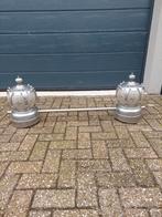 Twee lampen en kruis oude lijkwagen, Ophalen