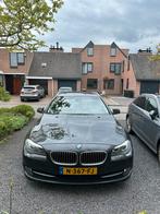 BMW 5-Serie Touring (F11 523i 204PK 8 AUT. 2010 Grijs), Auto's, Te koop, Zilver of Grijs, Geïmporteerd, 5 stoelen