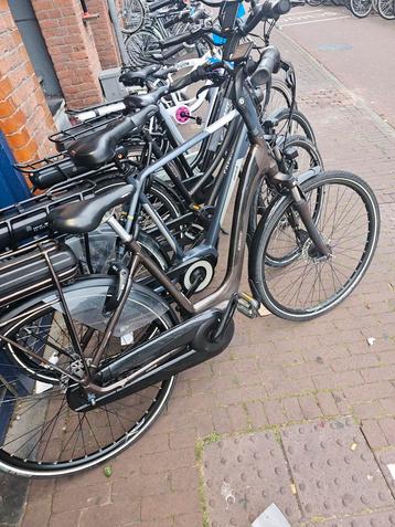Diverse gebruikte eleketrische fietsen met garantie beschikbaar voor biedingen