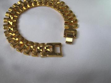 Armband goudkleurig gegraveerde schakels 17.5 cm