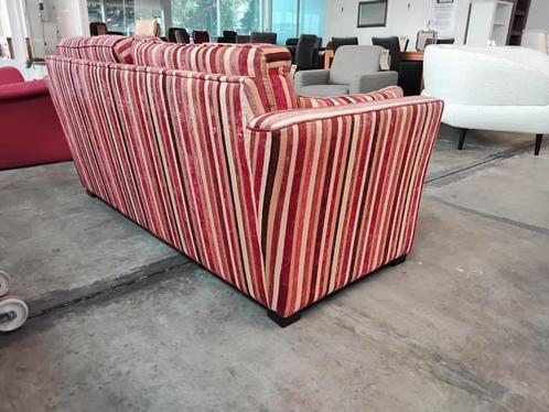 Bank 180cm. Mooie gekleuren!!, Huis en Inrichting, Banken | Bankstellen, Zo goed als nieuw, Tweepersoons, 150 tot 200 cm, Stof