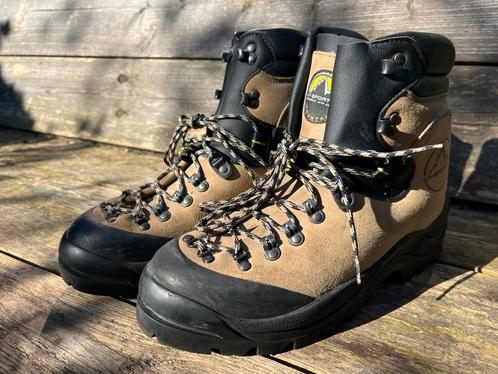 Zo goed als nieuwe La Sportiva mountain men maat 46,5, Sport en Fitness, Bergsport en Wandelen, Nieuw, Schoenen, Verzenden