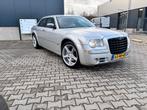 Chrysler 300C 5.7 HEMI V8 AUT 2005 Grijs, Auto's, Automaat, 5654 cc, Met garantie (alle), 340 pk