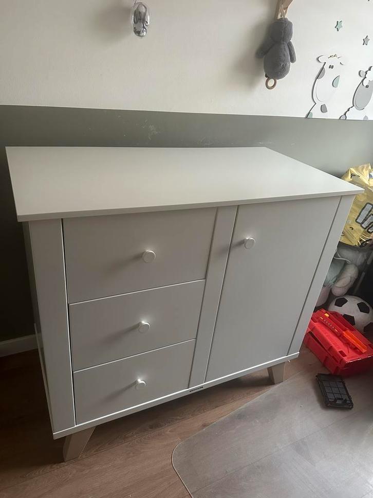 Kidsmill Lars Commode Wit / Naturel, Kinderen en Baby's, Kinderkamer | Commodes en Kasten, Zo goed als nieuw, Commode, 90 tot 105 cm