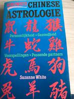 S. White - Nieuwste chinese astrologie, Boeken, Gelezen, Overige typen, Ophalen of Verzenden, S. White