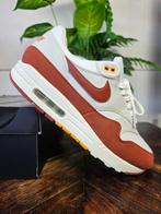 Nike Air Max 1 LX Rugged Orange maat 45,5, Wit, Nike, Ophalen of Verzenden, Nike
